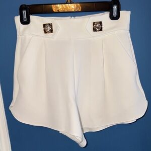 River Island London White Dress Shorts Gold Buttons - UK 6 | US 2